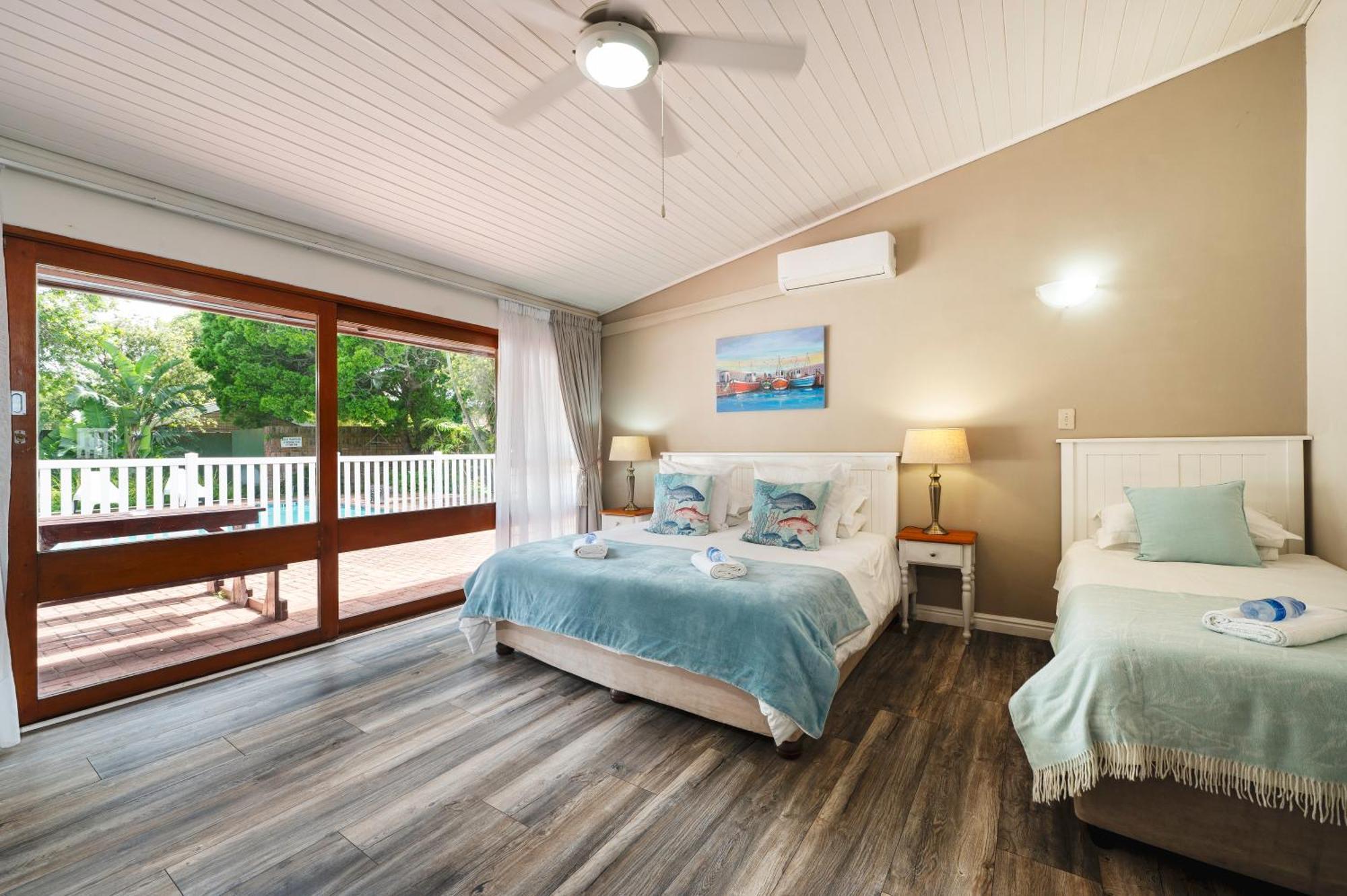 Admirals Lodge Guest House And Brightways Self Catering Apartments ポート・エリザベス エクステリア 写真