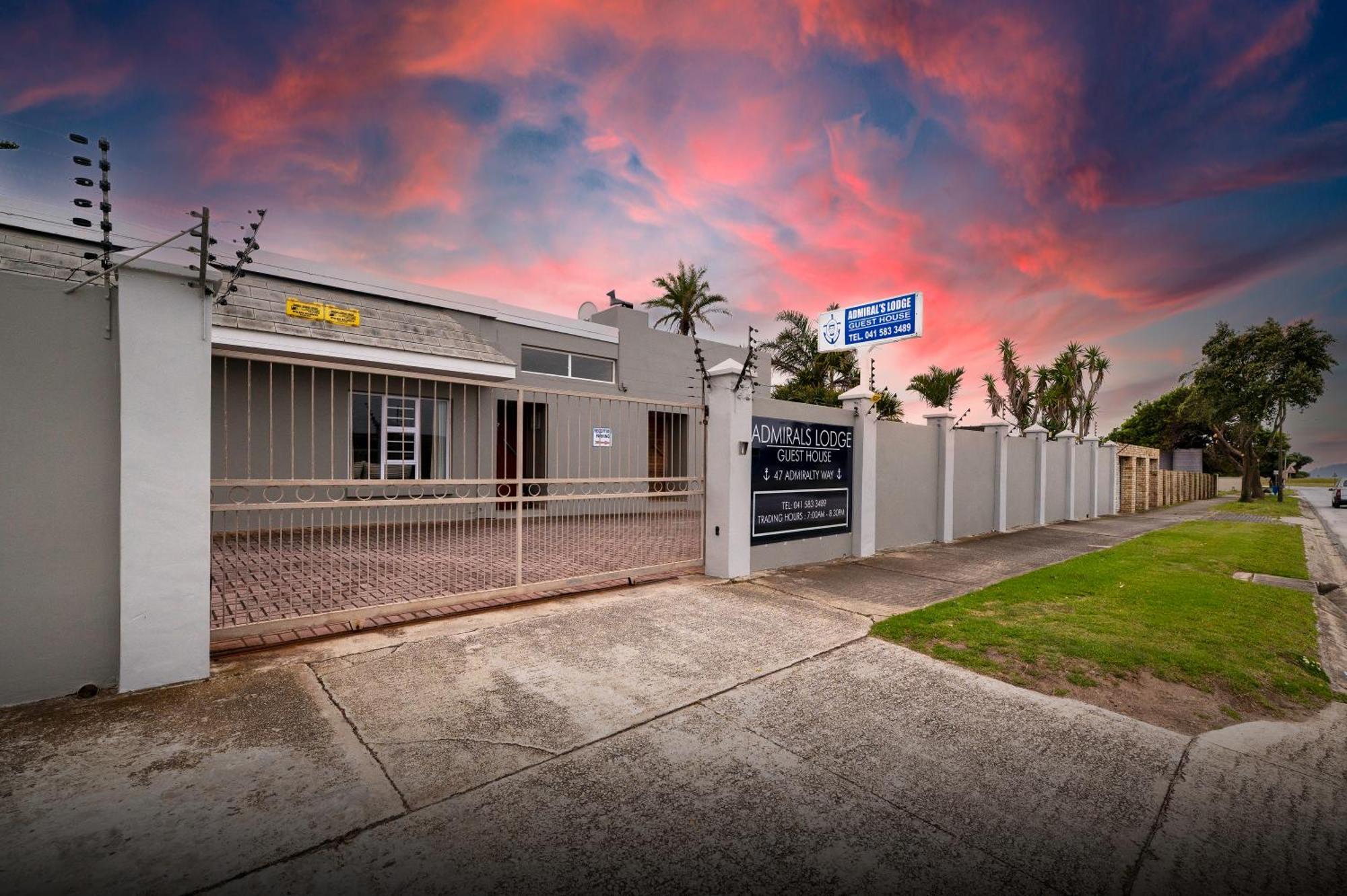 Admirals Lodge Guest House And Brightways Self Catering Apartments ポート・エリザベス エクステリア 写真